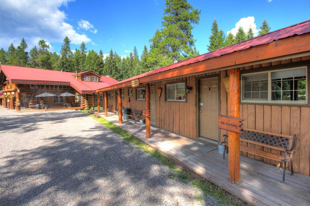 Historic Tamarack Lodge And Cabins Hungry Horse Dış mekan fotoğraf
